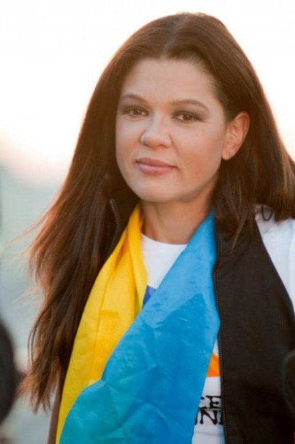 Руслана россиянам: Празднуя День Победы – вы роете могилы украинским ребятам