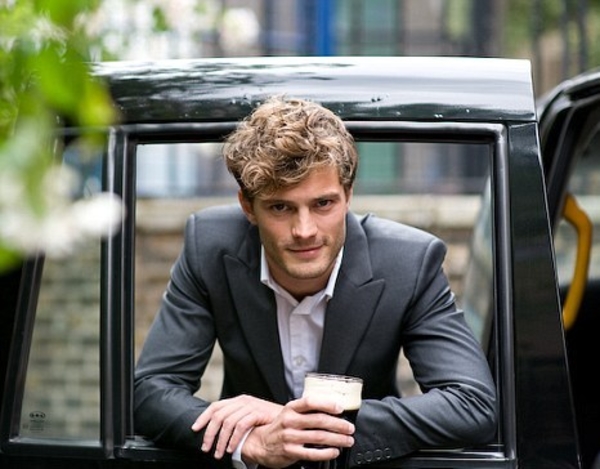 Герою 50 оттенков серого предложили $1,5 млн. за полное обнажение