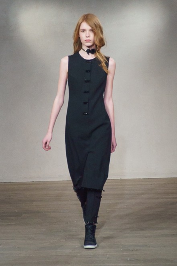 Платье с брюками: Новый тренд от украинских дизайнеров