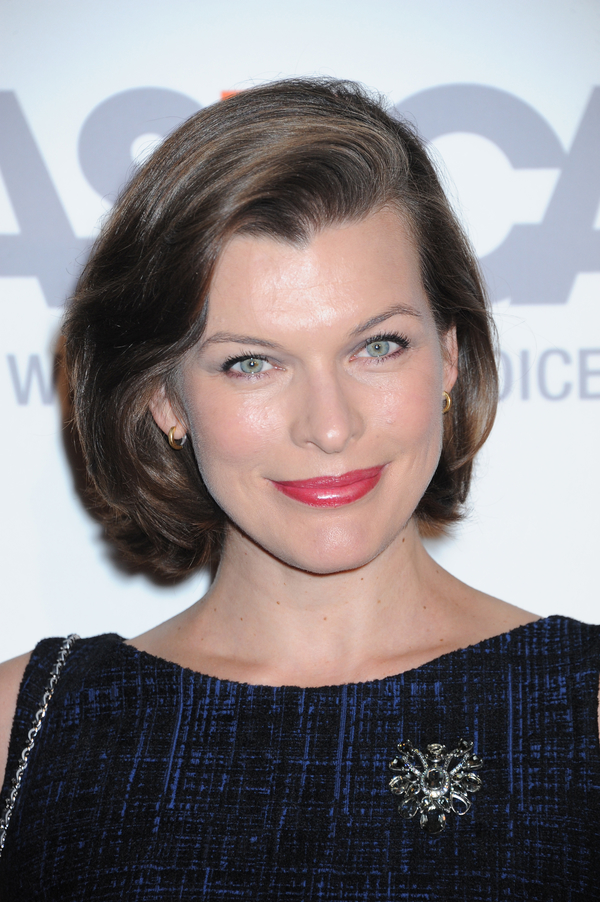 Крестным отцом дочери Миллы Йовович стал ее экс-бойфренд