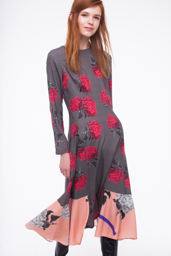 Цветы на цветах: Лукбук новой коллекции POUSTOVIT