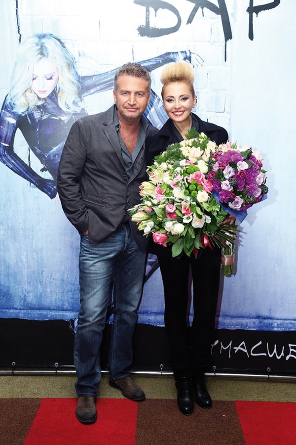 Леонид Агутин показал фото своей жены Анжелики Варум без макияжа