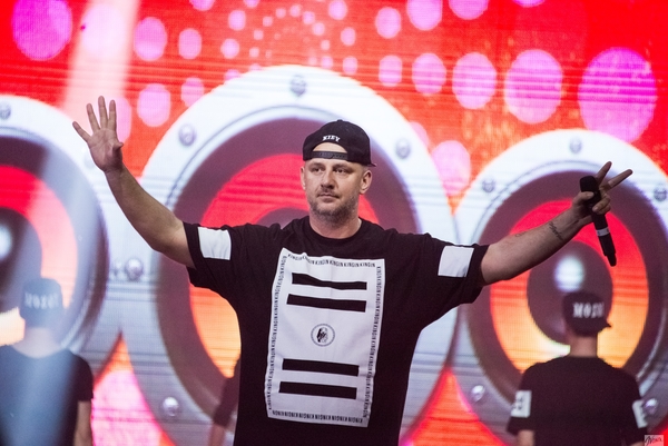 Потап помог выбрать самую красивую блондинку Украины