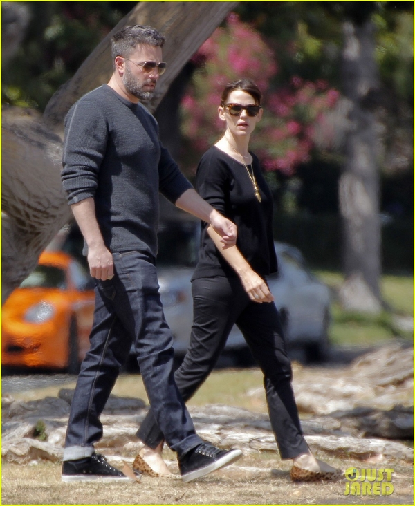 Бен Аффлек и Гарнер пообедали вместе, несмотря на слухи о разводе