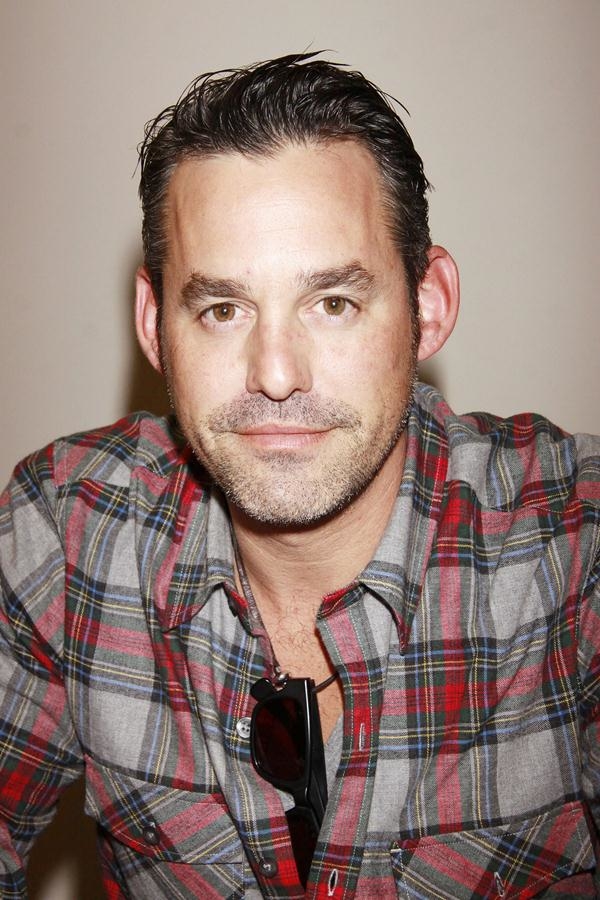 Актер сериала Баффи лег на лечение в реабилитационный центр