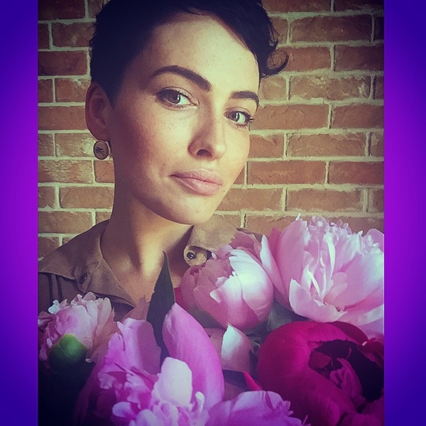 Обнаженная Даша Астафьева показала огромную татуировку на спине