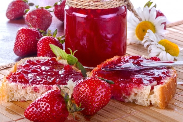 Как варить варенье из клубники