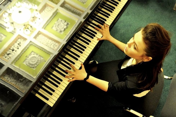 Алина Гросу: Очень счастлива, что работаю с Григорием Лепсом