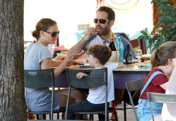 Натали Портман отмечает 35-летие: ТОП-15 семейных фото актрисы