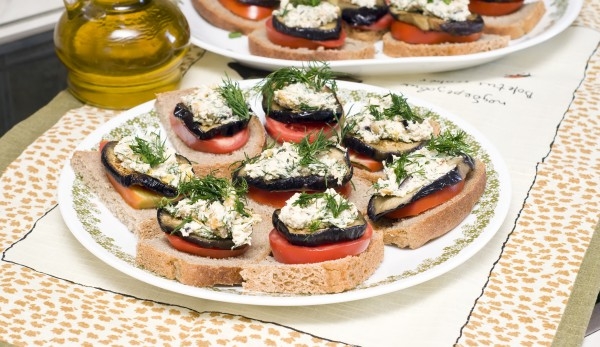 Закуски из баклажанов: ТОП-5 рецептов