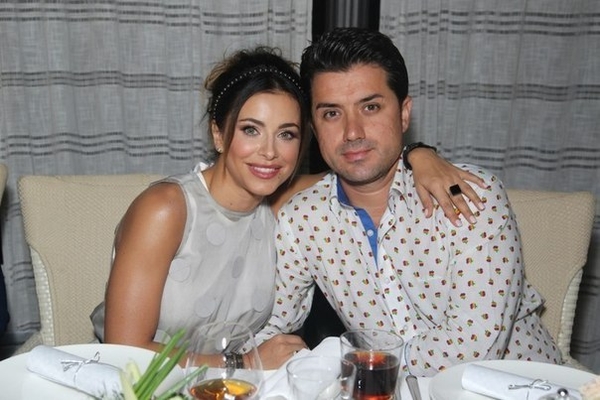 Ани Лорак и Мурат впервые показали лицо своей дочери