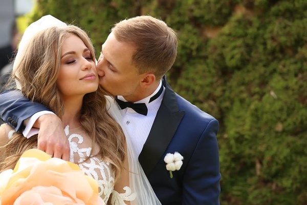 Яна Соломко отпраздновала годовщину свадьбы с мужем