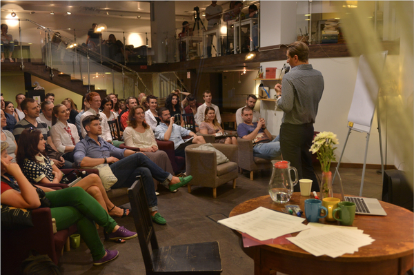 Юрий Никитин провел четырехчасовой мастер-класс