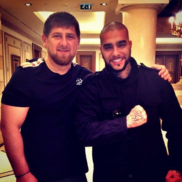 Тимати и Кадыров сразились в бою на ринге