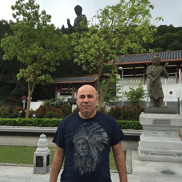 Иосиф Пригожин заявил, что не оскорблял коллег по сцене