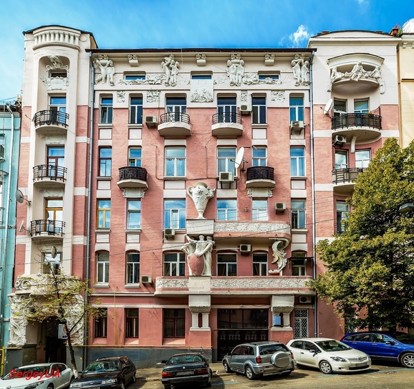 В Киеве выставили на продажу пентхаус Саакашвили за $1,2 млн