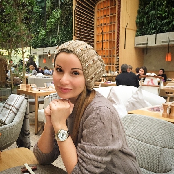 Ольга Орлова продолжает публиковать архивные фото с Фриске