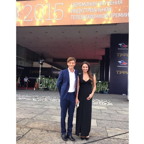 Жена Павла Воли впервые вышла в свет после родов