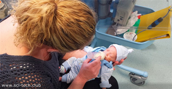 Ребенок выжил, родившись на 4 месяца раньше срока