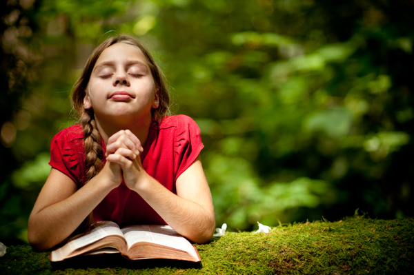 Президент Украины разрешил создавать религиозные школы в стране