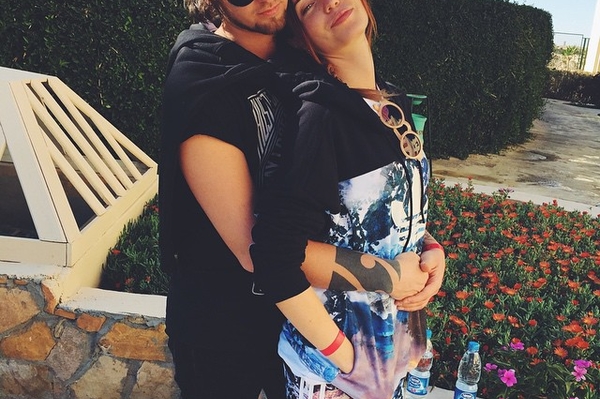 instagram.com/nadyadorofeeva