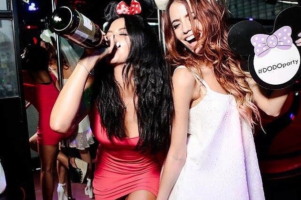 instagram.com/nadyadorofeeva