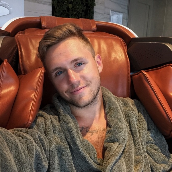 Влад Соколовский вместе с женой занялся семейным бизнесом