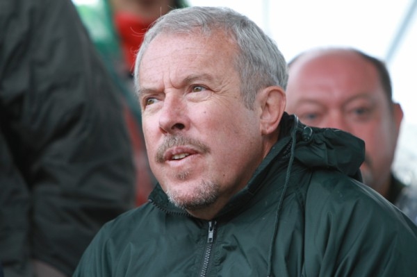 Помощник Андрея Макаревича опроверг слухи о смерти певца