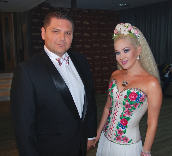 Екатерина Бужинская: Любимый супруг запел ради меня