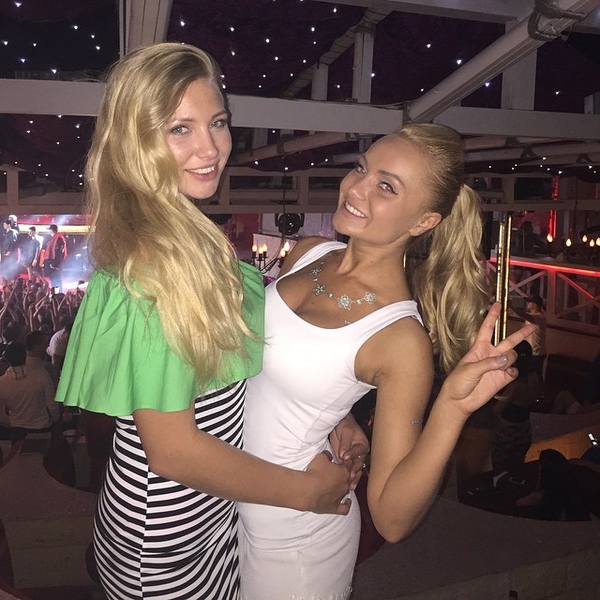 Марина Кищук отдохнула с экс-участницей шоу Холостяк в Одессе