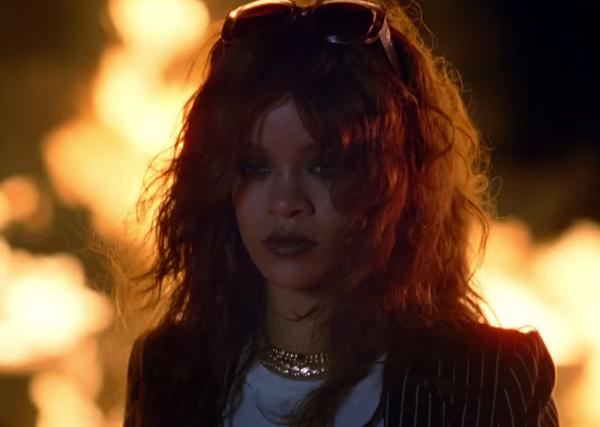 Рианну обвинили в пропаганде насилия над женщинами