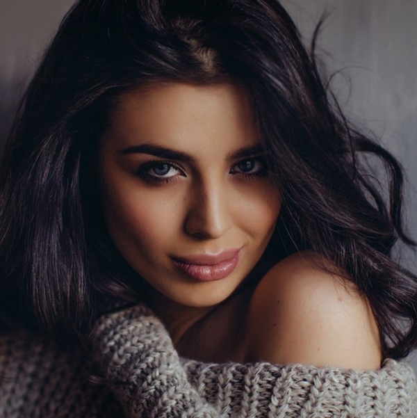 Титулованная двоечница: Мисс Россию 2013 отчислили из университета