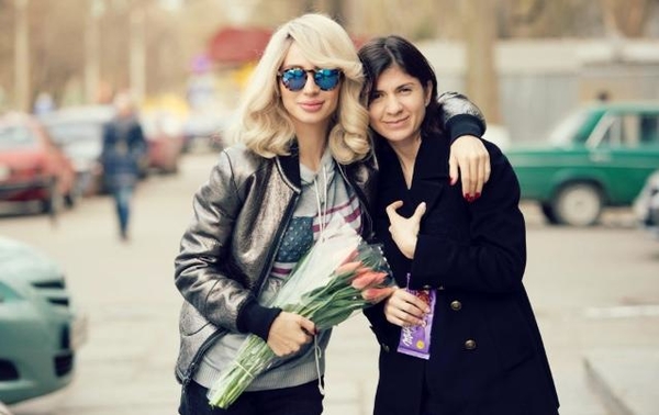 Поклонники сравнивают клип LOBODA с новым видео Рианны