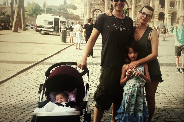 instagram.com/millajovovich