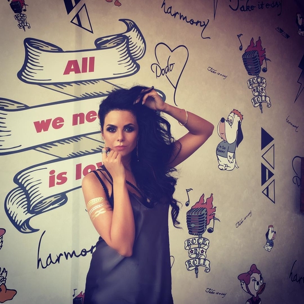 Настя Каменских рассказала, о какой свадьбе мечтает