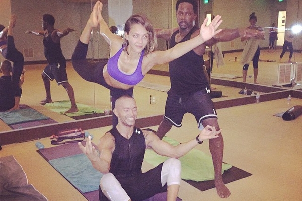 instagram.com/jessicaalba