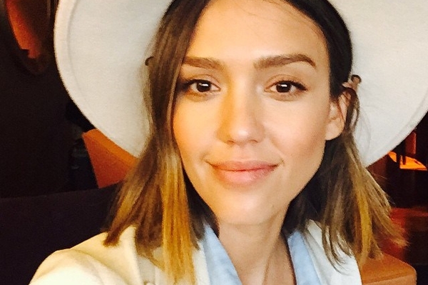 instagram.com/jessicaalba