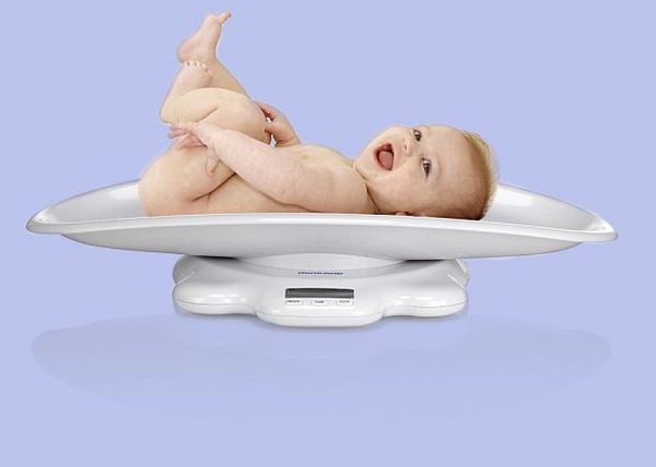 Врачи определили, какой нормальный вес для малыша