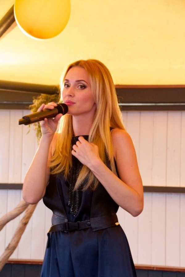 Аида Николайчук выступила на благотворительном концерте в Нидерландах