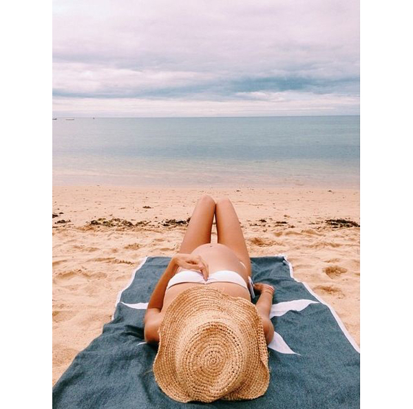 Фото дня: А я на солнышке лежу, а я на солнышко гляжу