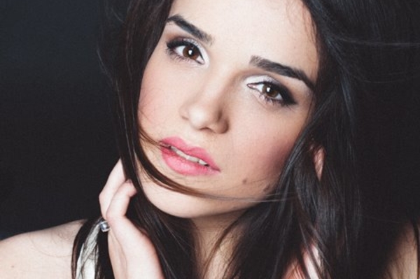 facebook.com/alexandrakutas