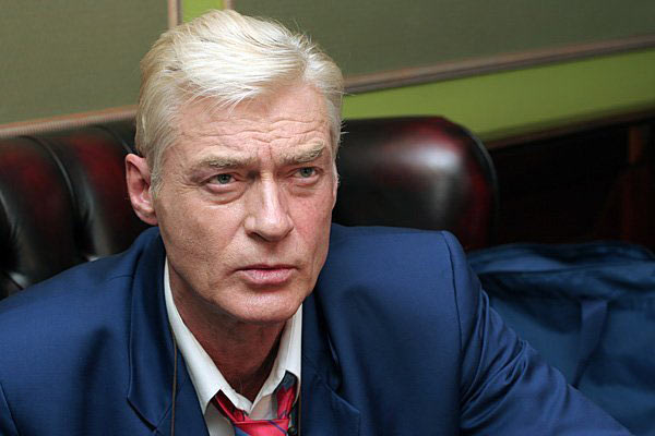 Актер Борис Щербаков попал в больницу