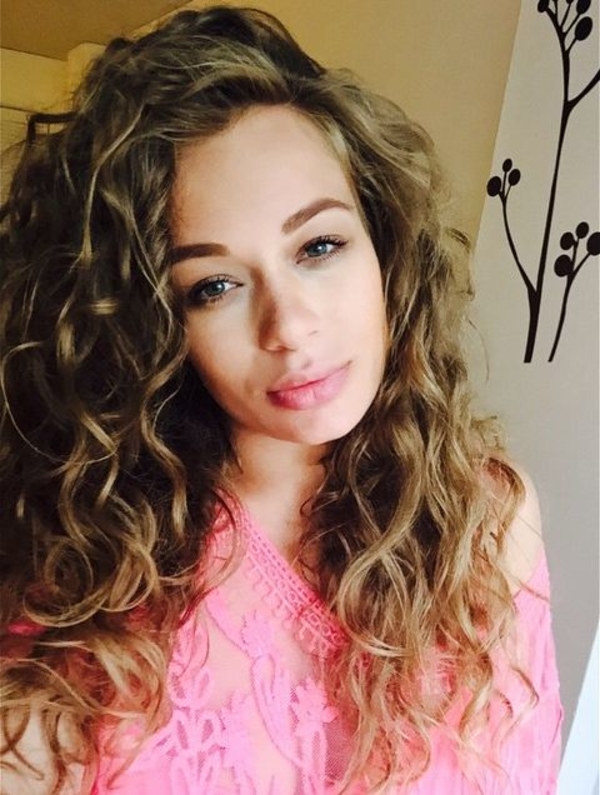 Яна Соломко показала пикантное фото во время отдыха на яхте