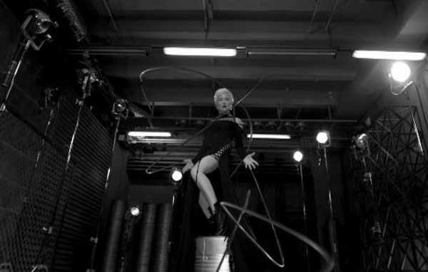 Диана Арбенина в новом клипе появилась в неожиданном образе