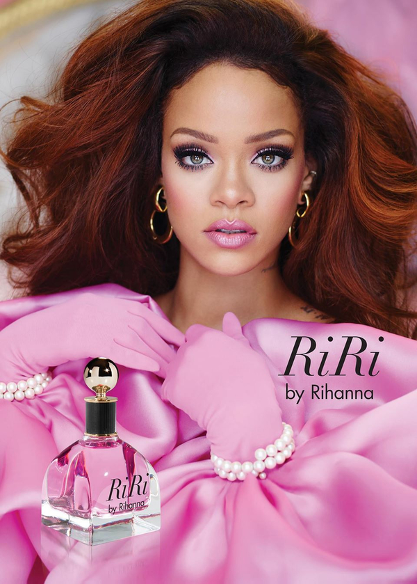 Рианна представит новый аромат RiRi