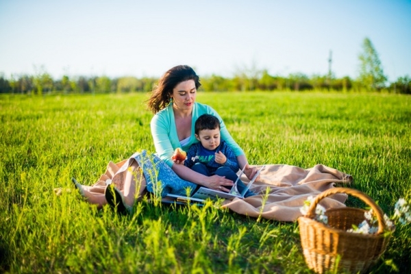 Ведущая Людмила Барбир показала своего сына