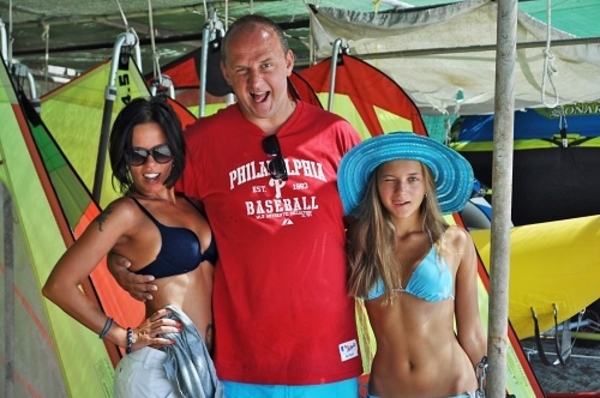 Потап попал в курьезную ситуацию во время семейного отдыха