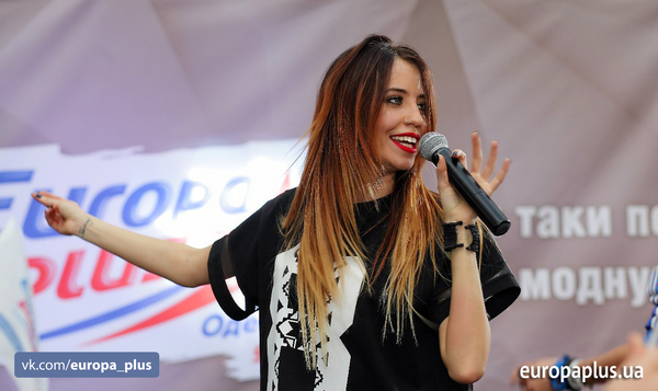 Артисты устроили Живые завтраки с поклонниками по всей Украине