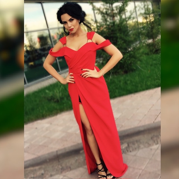 Тренер Насти Каменских показал, как звезда занимается в спортзале