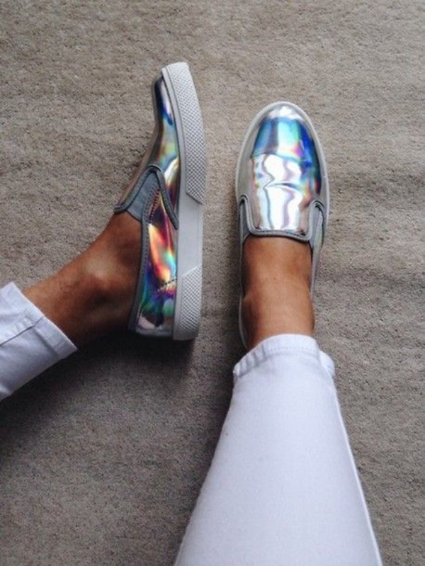 Шопинг в Киеве: Яркие модели слипонов